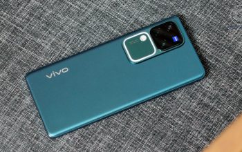 Review vivo V30